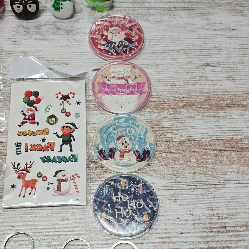 Kids’ Christmas Party Favor Set